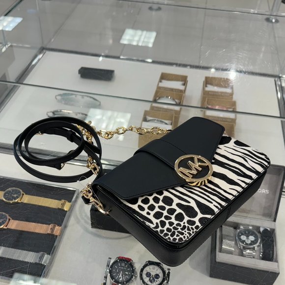 Michael Kors Carmen Medium Convertible Flap Chain Shoulder Bag Black Haircalf - Picture 7 of 11